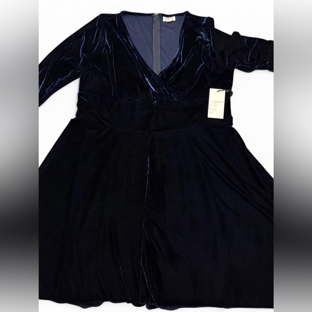 NWT Unique Vintage Velvet Navy Blue Dress 3X 20 Retro Holiday Glam Pinup Formal - Picture 3 of 6